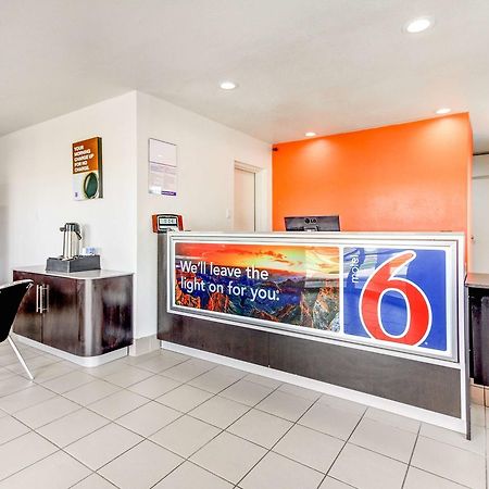 Motel 6 Waco - Lacy Lakeview Bellmead Exterior photo